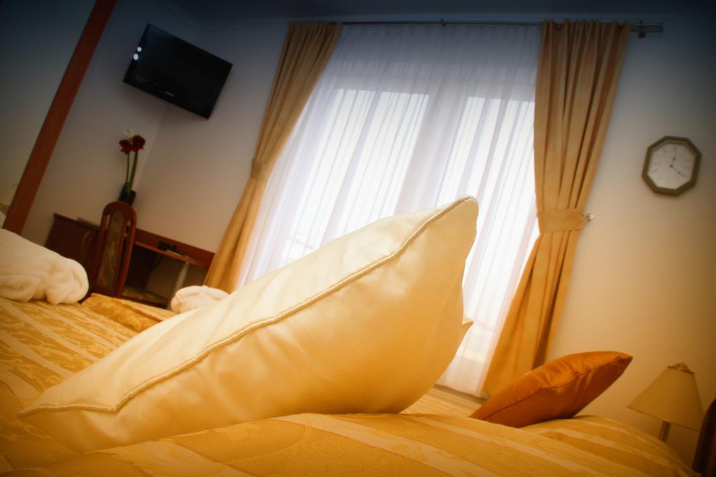 Hotel Vila Tina ザグレブ エクステリア 写真