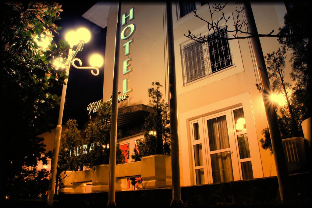 Hotel Vila Tina ザグレブ エクステリア 写真