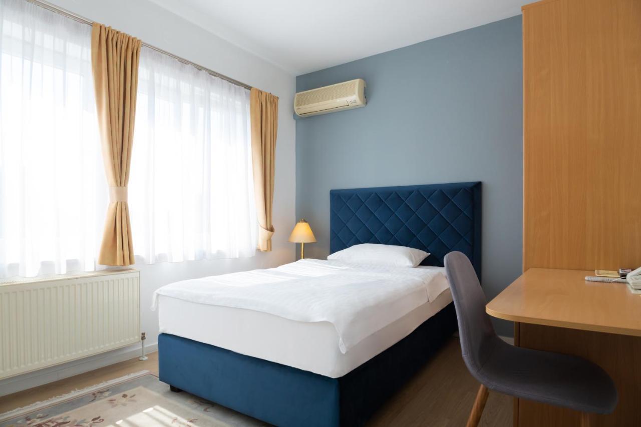 Hotel Vila Tina ザグレブ エクステリア 写真