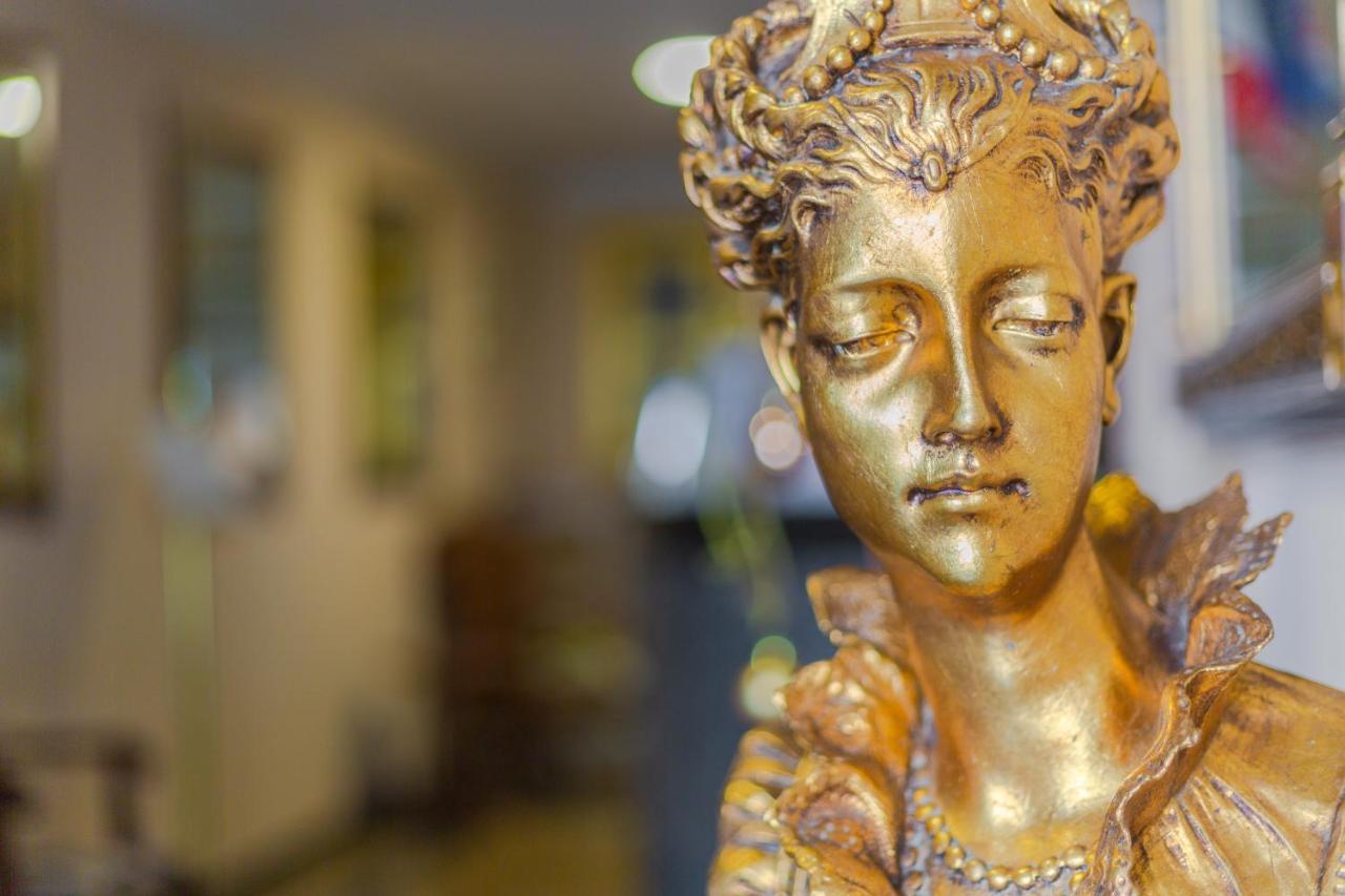Hotel Vila Tina ザグレブ エクステリア 写真